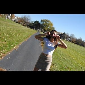 Meet your Posher, Ava